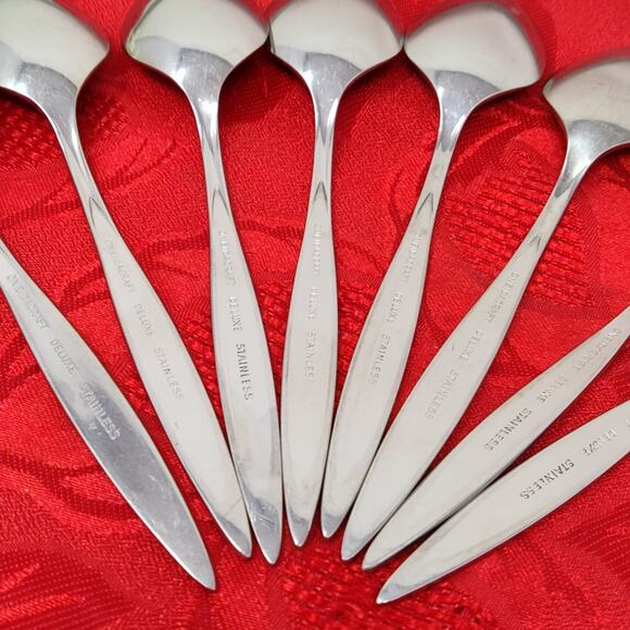 8X Tsp Oneida Oneidacraft Deluxe Stainless Wintersong Teaspoons - Picture 11 of 12